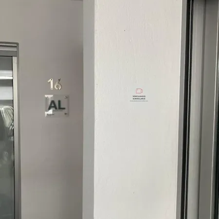 Oliveira House Villa