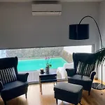 Villa Oliveira House