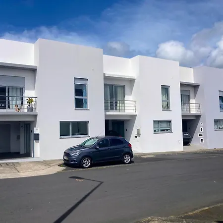 Oliveira House Villa