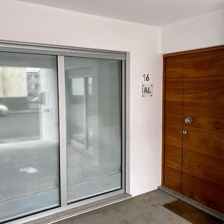 Villa Oliveira House *