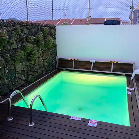 Oliveira House *